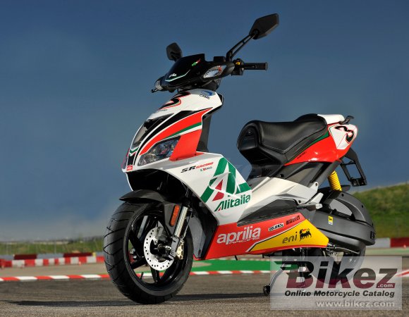 2012 Aprilia SR 50 R Replica SBK photo